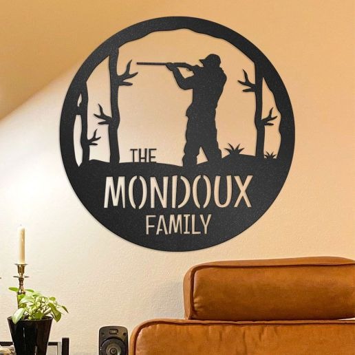Lone Hunter Personalized Metal Wall Art, Hunting themed Custom Sign With Family Name